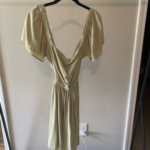 Cute light green dress perfect for summer!
